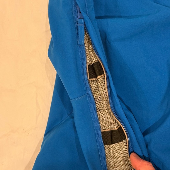 DC Blue Softshell Ski/Snowboard Jacket - Picture 13 of 16